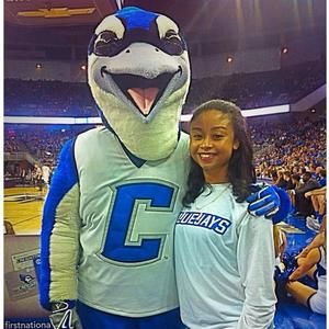 Meet your Posher, Destini